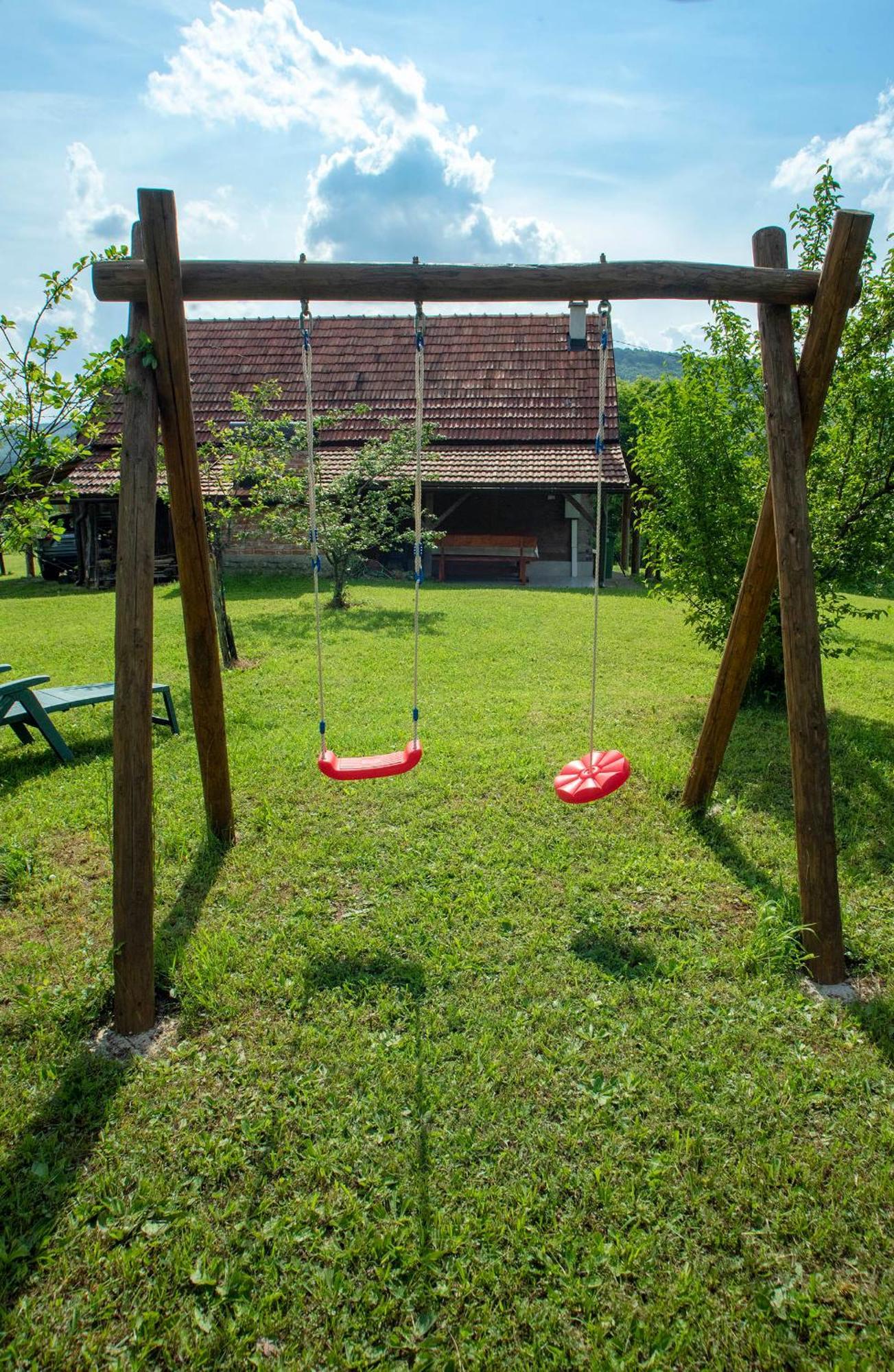 Kuca Za Odmor Slunjcica Villa Luaran gambar