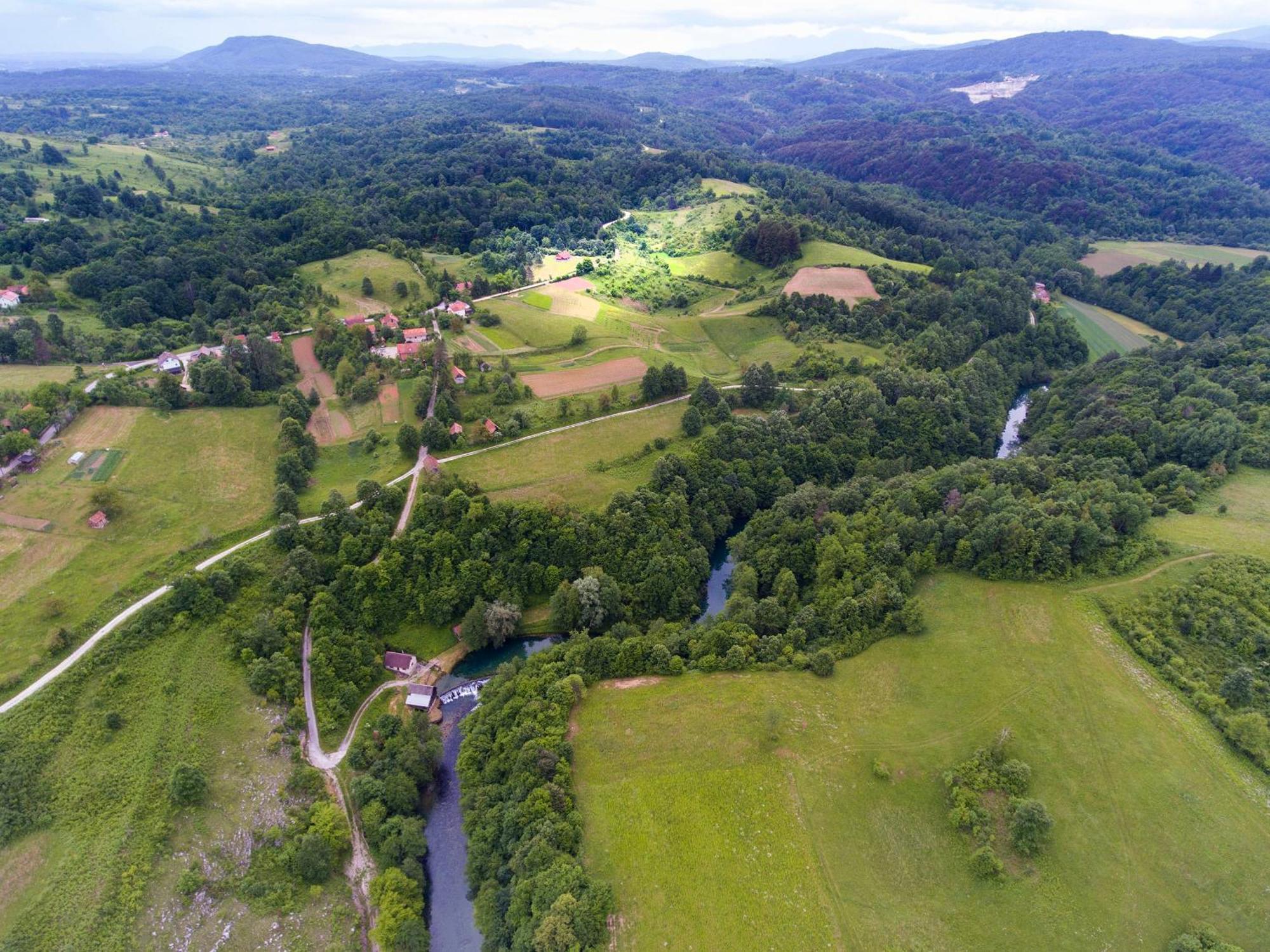 Kuca Za Odmor Slunjcica Villa Luaran gambar